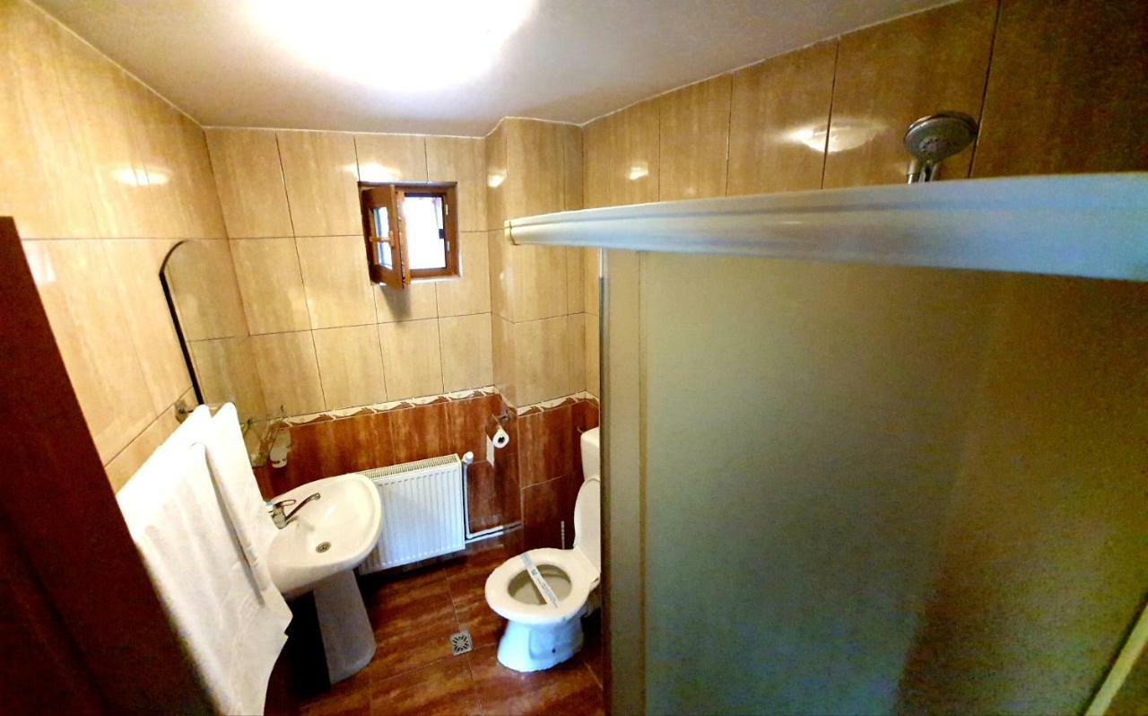 La Salcii Motel กาลาราช ภายนอก รูปภาพ